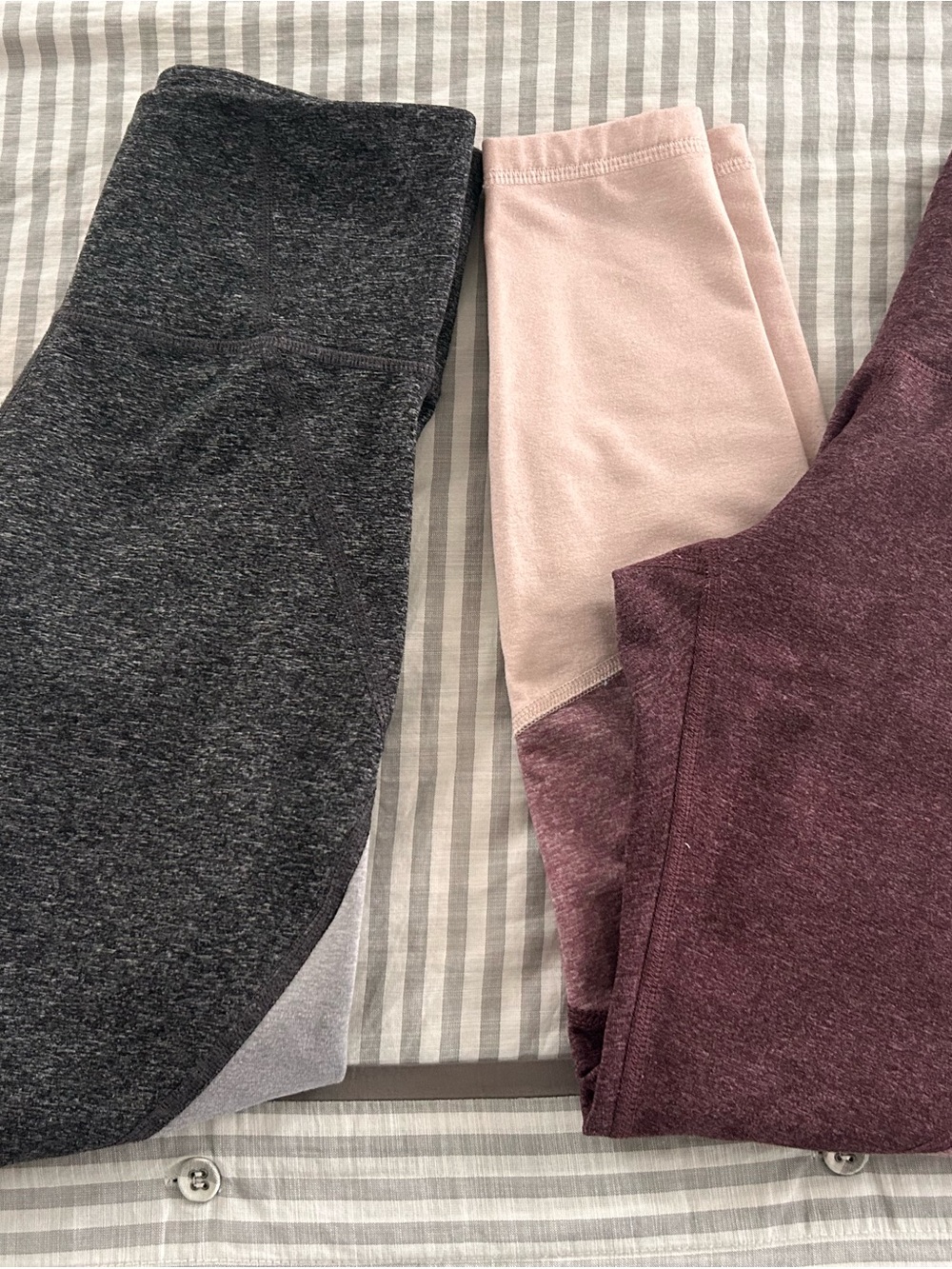 2 Pair Go Dry Old Navy leggings - XS